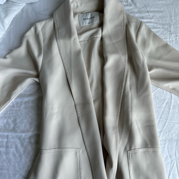 Aritzia | BABATON Kahlo Robe - Picture 4 of 13